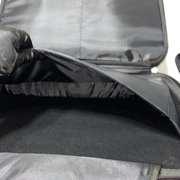 Dell Black Laptop Bag - Picture 10 of 16